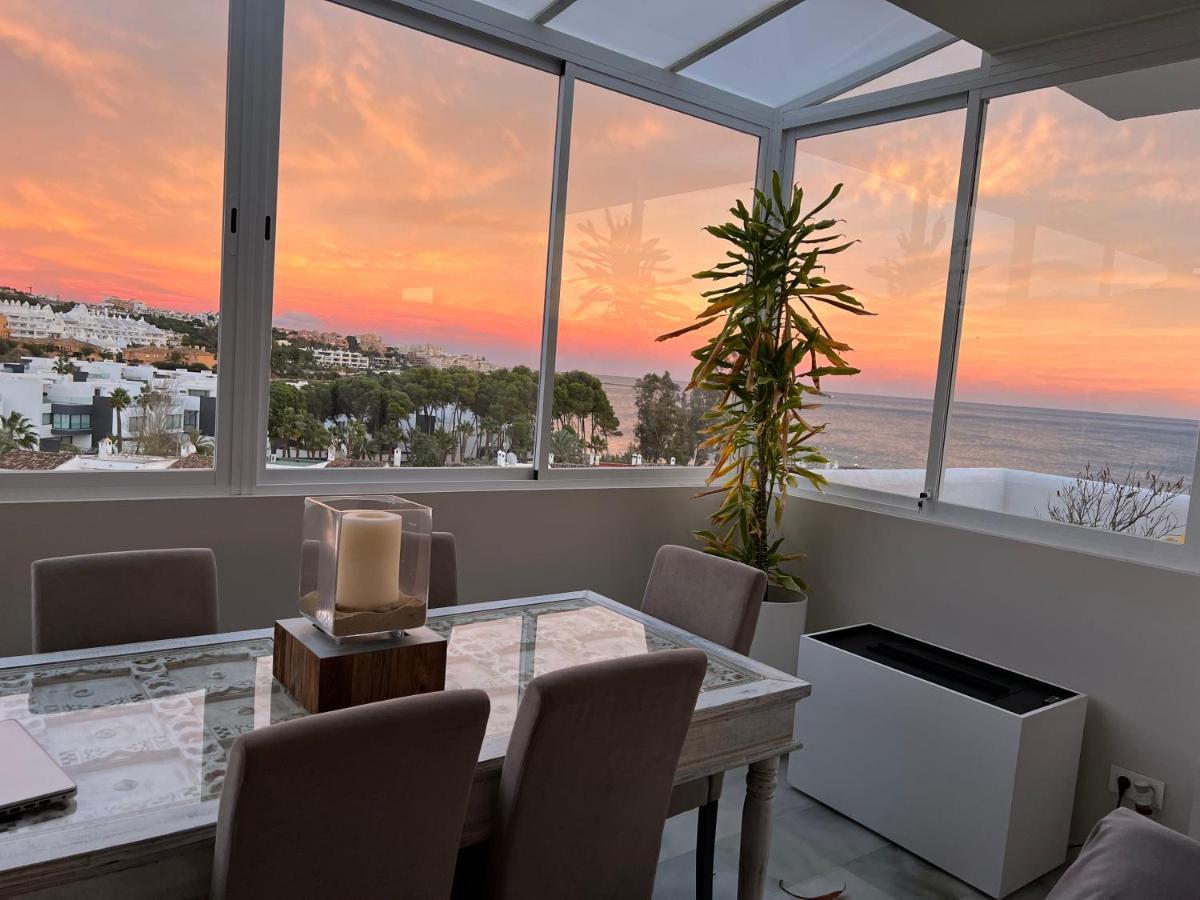 On The Beach - Penthouse On The Mediterranean Эстепона Экстерьер фото