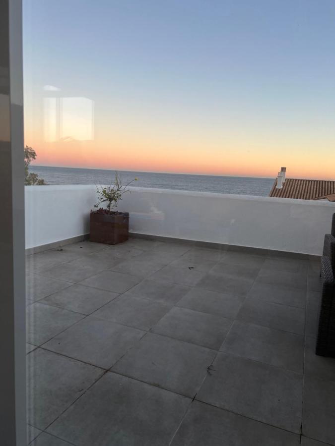 On The Beach - Penthouse On The Mediterranean Эстепона Экстерьер фото