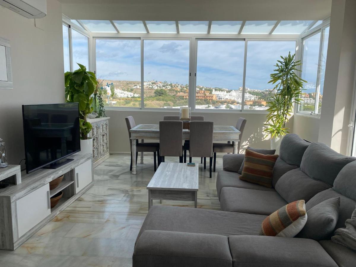 On The Beach - Penthouse On The Mediterranean Эстепона Экстерьер фото